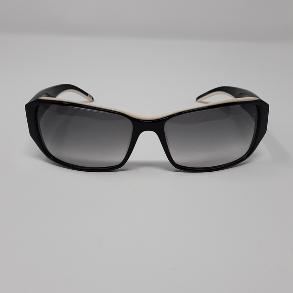 dakota smith sunglasses